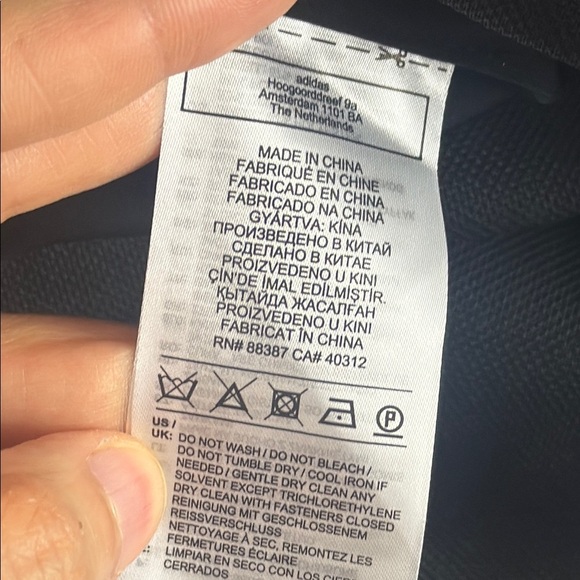 Adidas x Ivy Park Black and Gold Crop Suit Jacket Blazer Size 1X - Picture 11 of 15